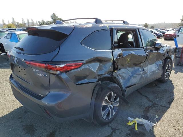 Photo 3 from auction – 2022 TOYOTA HIGHLANDER with VIN 5TDHBRCH8NS562543