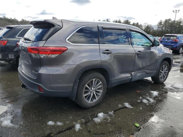Photo 3 from auction – 2019 TOYOTA HIGHLANDER with VIN 5TDJZRFH7KS565504