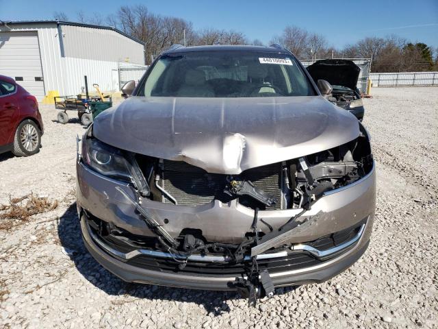 Photo 5 from auction – 2018 LINCOLN MKX RESERV with VIN 2LMPJ8LP7JBL42001