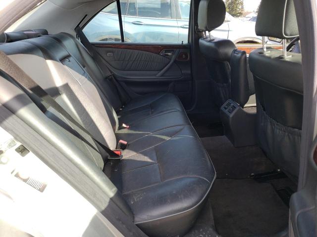 Photo 10 from auction – 2000 MERCEDES-BENZ E 430 with VIN WDBJF70J8YB158847