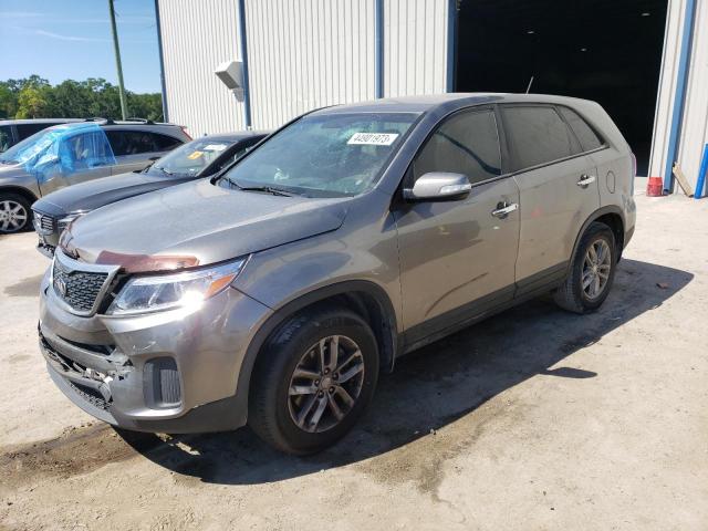KIA SORENTO LX 2015 with VIN 5XYKT3A61FG657588 - Photo from auction