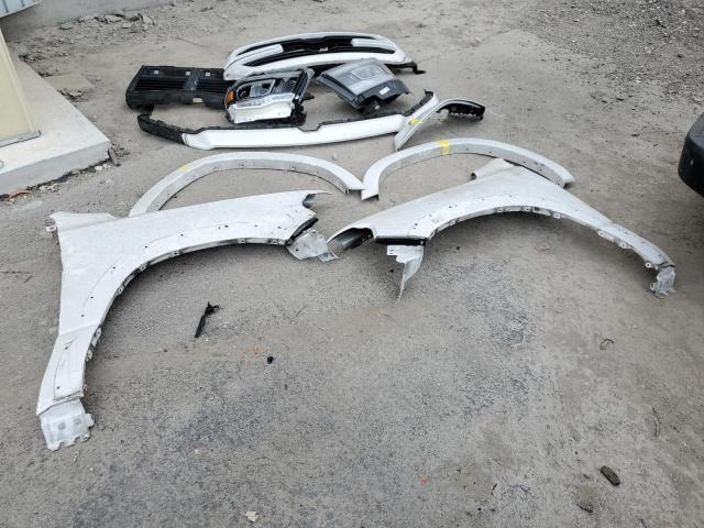 Photo 13 from auction – 2019 RAM 1500 LARAM with VIN 1C6SRFRTXKN703701