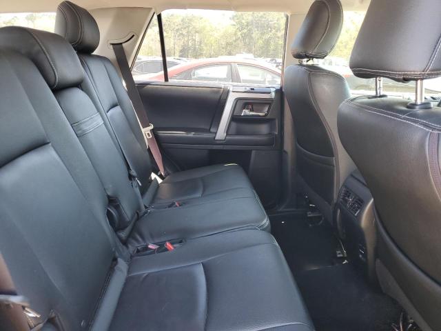 Photo 11 from auction – 2017 TOYOTA 4RUNNER SR with VIN JTEZU5JR5H5162514