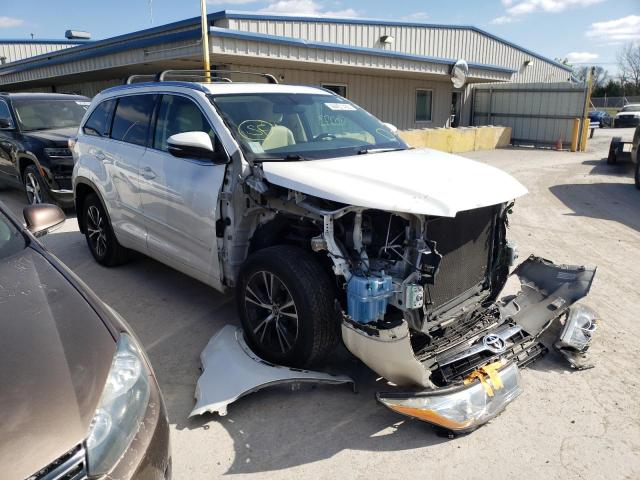 Photo 4 from auction – 2016 TOYOTA HIGHLANDER with VIN 5TDKKRFH7GS128389