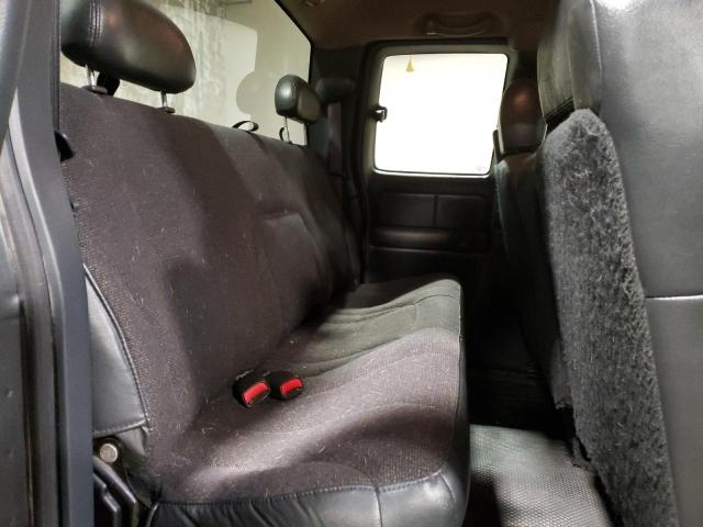 Photo 10 from auction – 2001 CHEVROLET SILVERADO with VIN 2GCEC19VX11265113