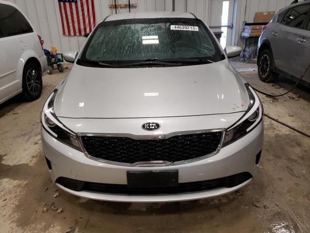 Photo 5 from auction – 2017 KIA FORTE LX with VIN 3KPFK4A75HE140328