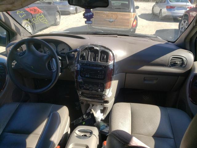 Photo 8 from auction – 2003 CHRYSLER TOWN & COU with VIN 2C8GP64L23R309138