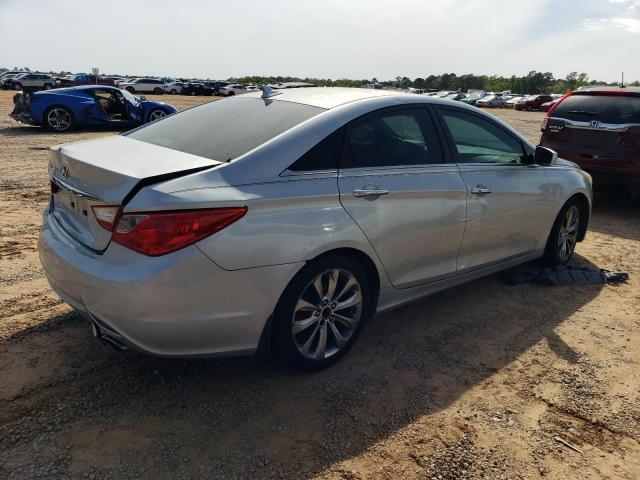 Photo 3 from auction – 2011 HYUNDAI SONATA SE with VIN 5NPEC4AC6BH145675