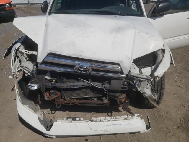 Photo 12 from auction – 2005 TOYOTA 4RUNNER SR with VIN JTEBU14R850067220