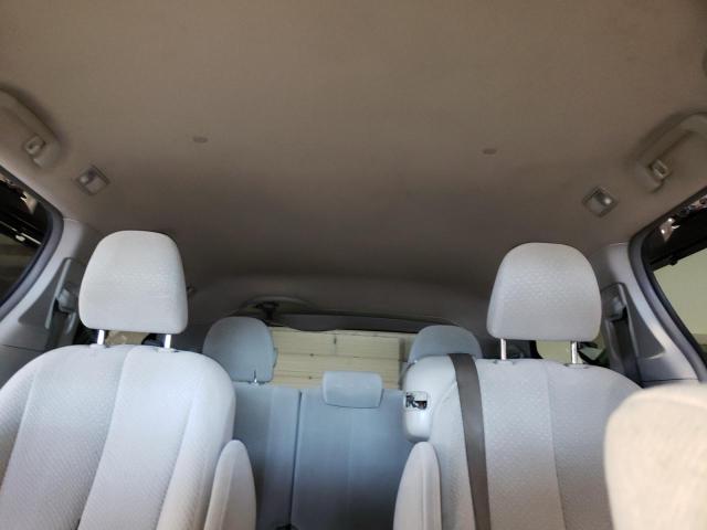 Photo 10 from auction – 2011 TOYOTA SIENNA LE with VIN 5TDKK3DC6BS006765