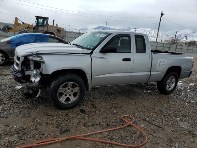 DODGE DAKOTA SLT 2011 with VIN 1D7RE3BK4BS670401 - Photo from auction