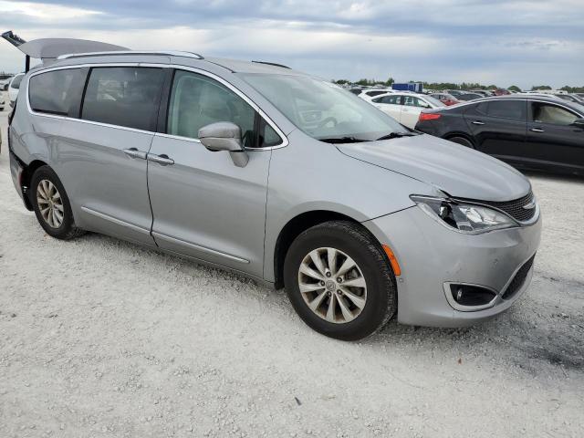 Photo 4 from auction – 2019 CHRYSLER PACIFICA T with VIN 2C4RC1BGXKR714841