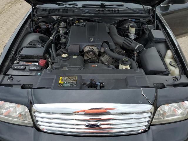 Photo 11 from auction – 2003 FORD CROWN VICT with VIN 2FAFP74W83X164444