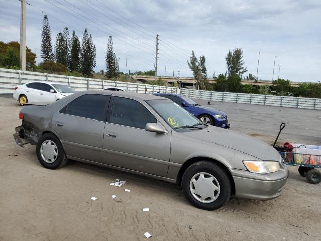 Photo 4 from auction – 2000 TOYOTA CAMRY CE with VIN 4T1BG22K0YU714791