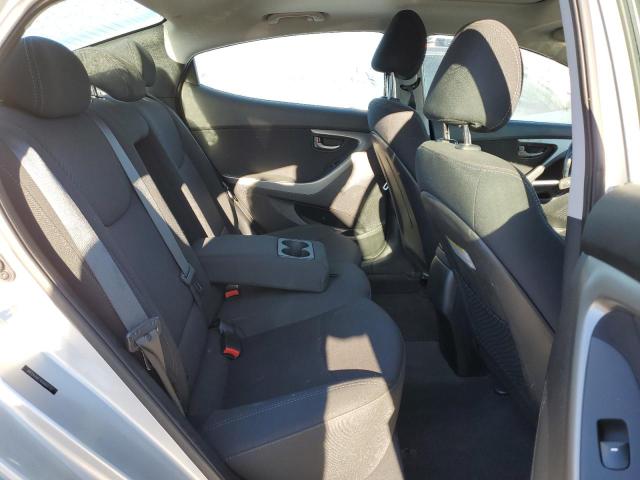 Photo 10 from auction – 2016 HYUNDAI ELANTRA SE with VIN 5NPDH4AE3GH669730