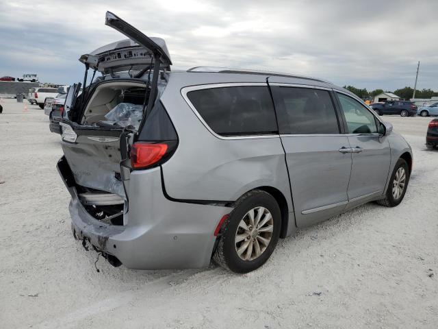 Photo 3 from auction – 2019 CHRYSLER PACIFICA T with VIN 2C4RC1BGXKR714841