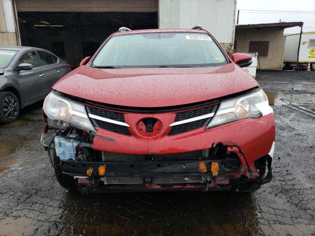 Photo 5 from auction – 2015 TOYOTA RAV4 XLE with VIN JTMRFREV2FD113660