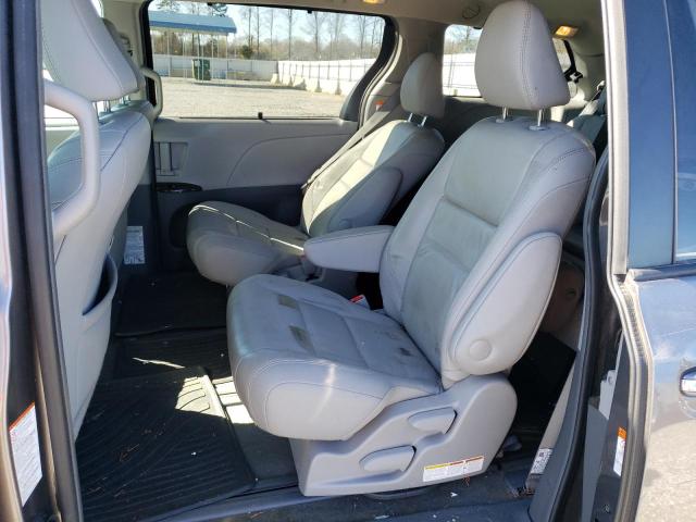 Photo 11 from auction – 2017 TOYOTA SIENNA XLE with VIN 5TDDZ3DC6HS179702