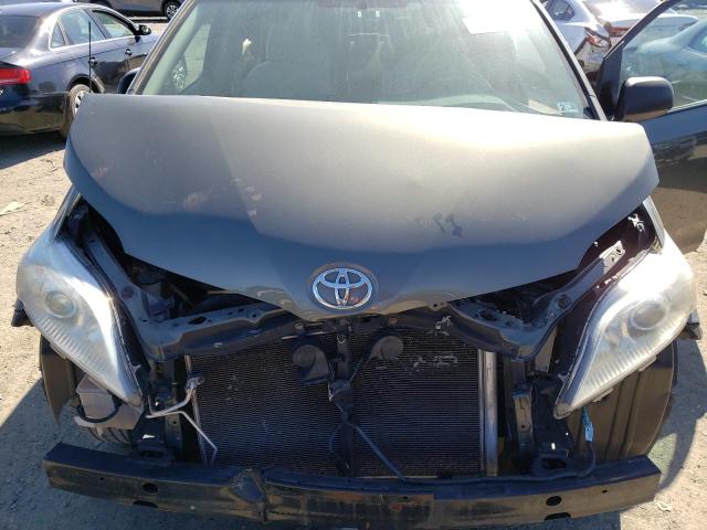 Photo 12 from auction – 2011 TOYOTA SIENNA LE with VIN 5TDKK3DC2BS040623