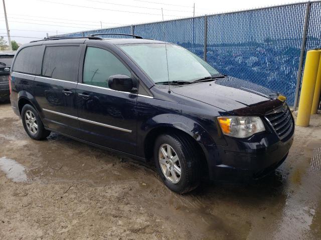 Photo 4 from auction – 2010 CHRYSLER TOWN & COU with VIN 2A4RR5D14AR150935