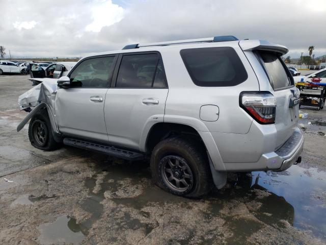 Photo 2 from auction – 2016 TOYOTA 4RUNNER SR with VIN JTEBU5JR2G5321389