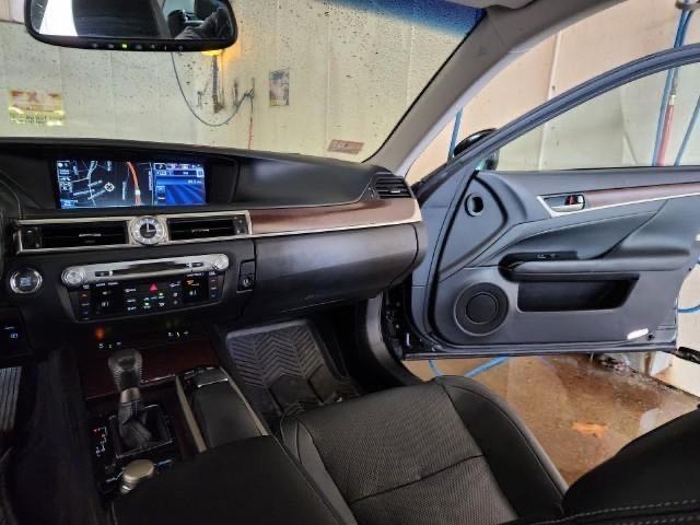 Photo 7 from auction – 2013 LEXUS GS 350 with VIN JTHCE1BL2D5016056