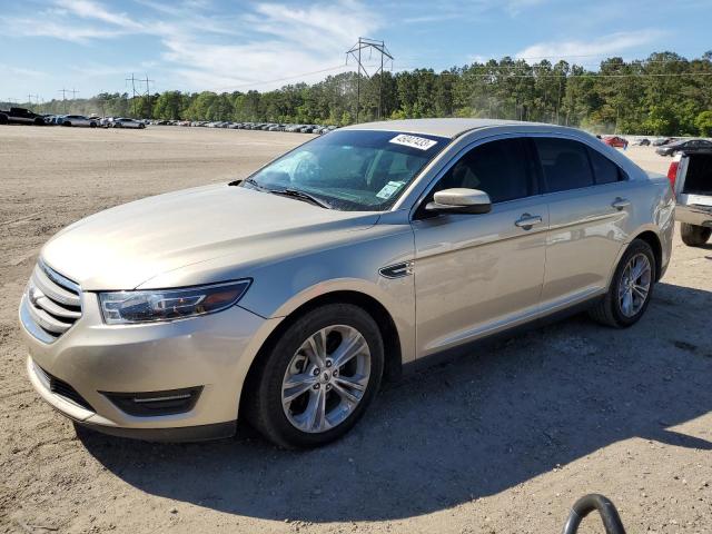 FORD TAURUS SEL 2017 مع رقم تعريف المركبة 1FAHP2E85HG106221 - صورة من المزاد
