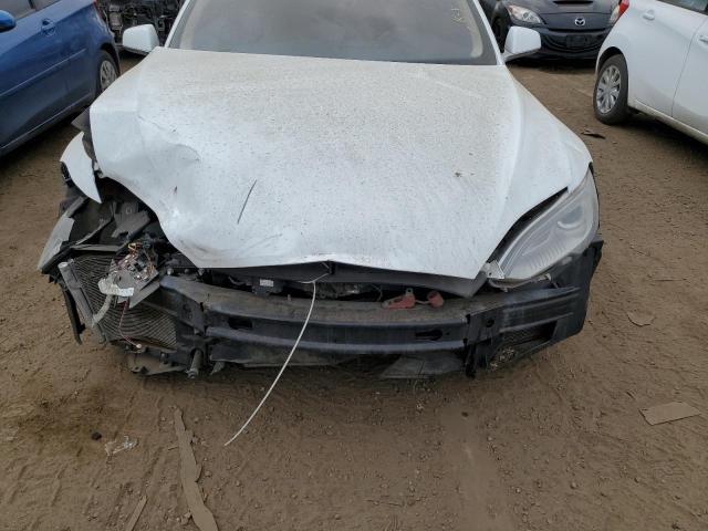 Photo 11 from auction – 2015 TESLA MODEL S 85 with VIN 5YJSA1H25FF093240