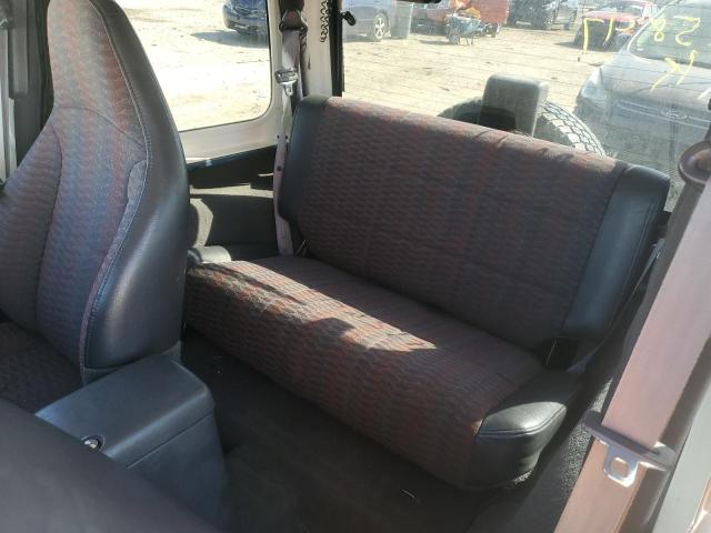 Photo 10 from auction – 1999 JEEP WRANGLER / with VIN 1J4FY19S7XP475847