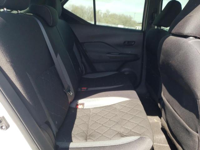 Photo 11 from auction – 2018 NISSAN KICKS S with VIN 3N1CP5CU9JL545657