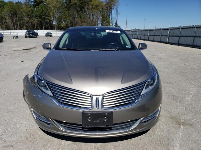 Photo 5 from auction – 2016 LINCOLN MKZ with VIN 3LN6L2J91GR622977