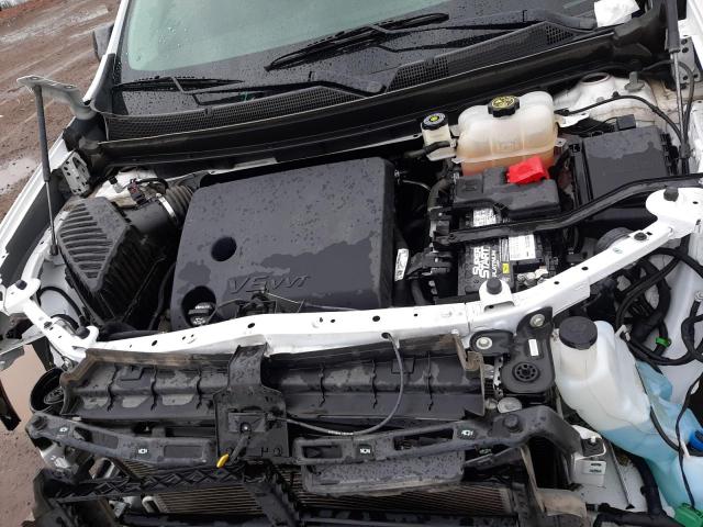 Photo 12 from auction – 2018 CHEVROLET TRAVERSE L with VIN 1GNERFKWXJJ262949