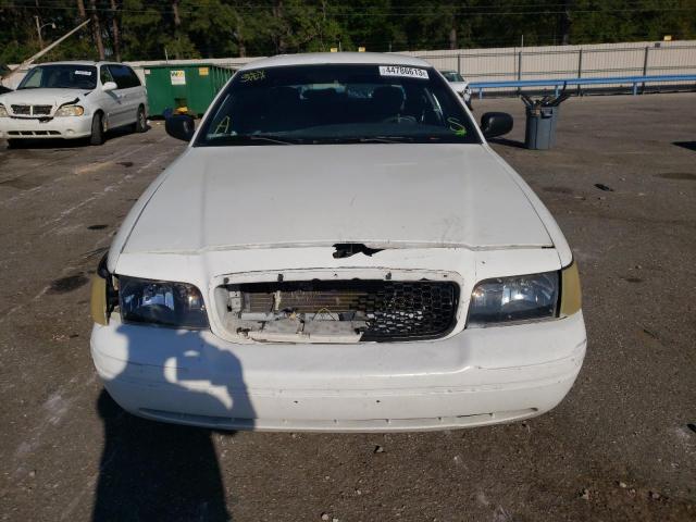 Photo 5 from auction – 2003 FORD CROWN VICT with VIN 2FAFP71W63X161630