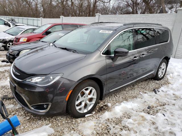 CHRYSLER PACIFICA T 2017 with VIN 2C4RC1BG5HR534224 - Photo from auction