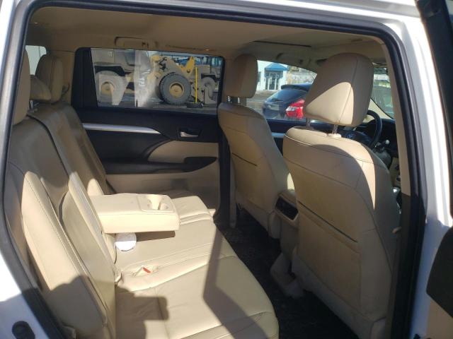 Photo 10 from auction – 2015 TOYOTA HIGHLANDER with VIN 5TDJCRFH9FS008066