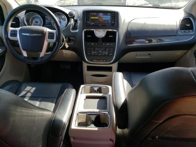 Photo 8 from auction – 2016 CHRYSLER TOWN & COU with VIN 2C4RC1CG7GR207871