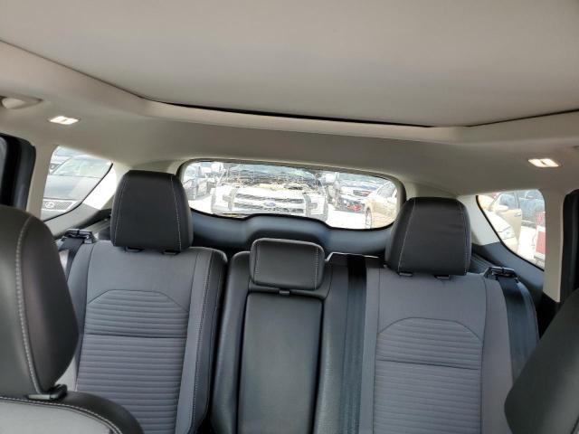 Photo 10 from auction – 2018 FORD ESCAPE SE with VIN 1FMCU0GD2JUD17486