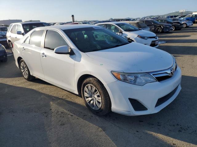 Photo 4 from auction – 2014 TOYOTA CAMRY L with VIN 4T4BF1FK7ER340575