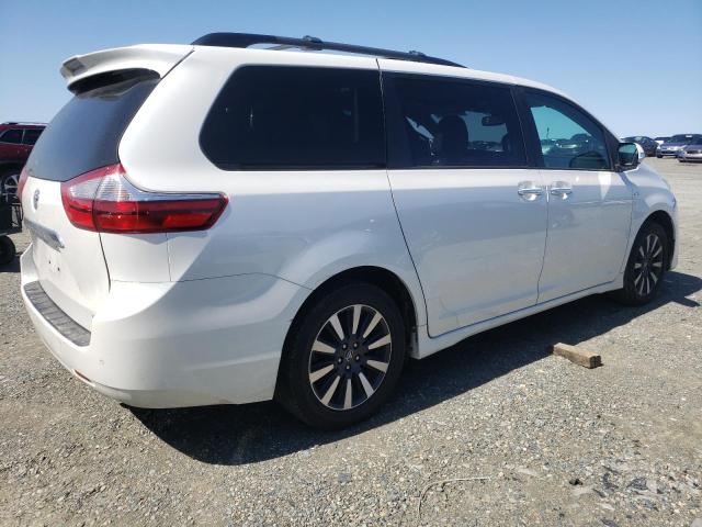 Photo 3 from auction – 2018 TOYOTA SIENNA XLE with VIN 5TDDZ3DC7JS201552