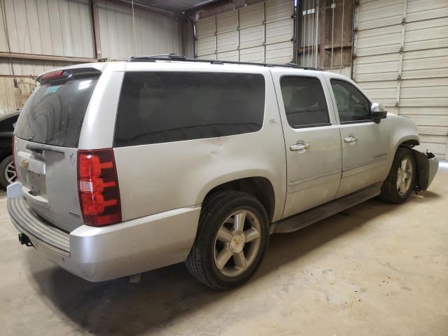 Photo 3 from auction – 2011 CHEVROLET SUBURBAN C with VIN 1GNSCKE03BR349325