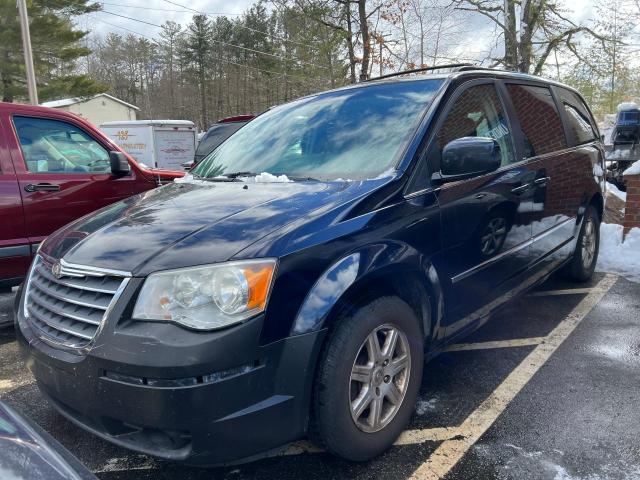 Photo 2 from auction – 2010 CHRYSLER TOWN & COU with VIN 2A4RR5DX5AR149085
