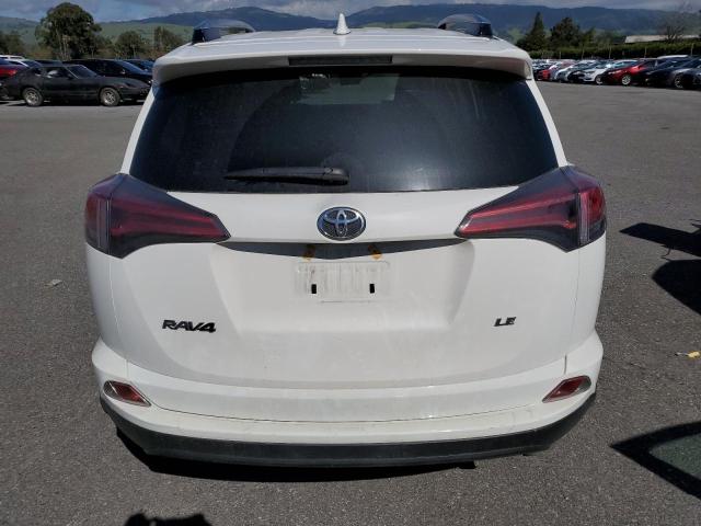 Photo 6 from auction – 2018 TOYOTA RAV4 LE with VIN JTMZFREV5JJ159767