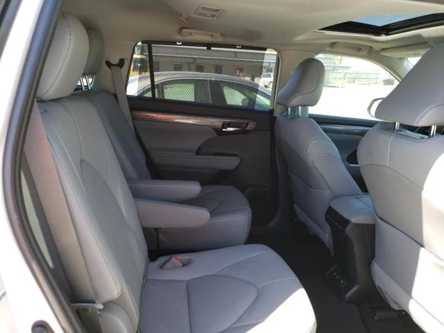Photo 10 from auction – 2021 TOYOTA HIGHLANDER with VIN 5TDDZRBH3MS531632