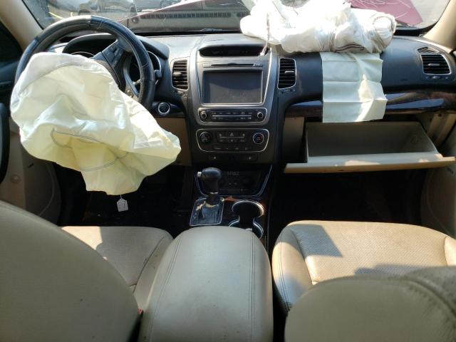 Photo 8 from auction – 2014 KIA SORENTO LX with VIN 5XYKT4A69EG501383