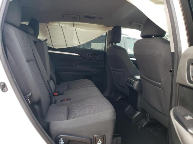 Photo 10 from auction – 2018 TOYOTA HIGHLANDER with VIN 5TDBZRFH1JS818738