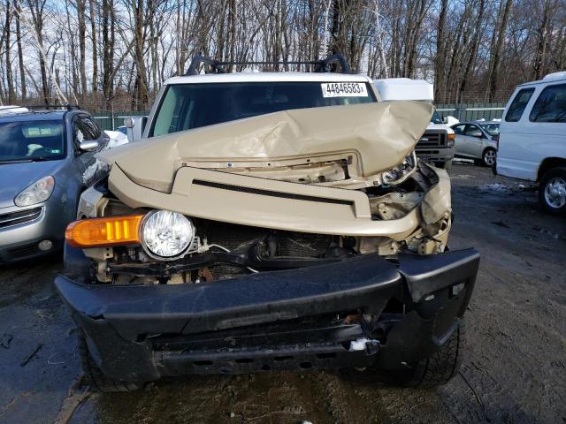 Photo 5 from auction – 2011 TOYOTA FJ CRUISER with VIN JTEBU4BF4BK113748