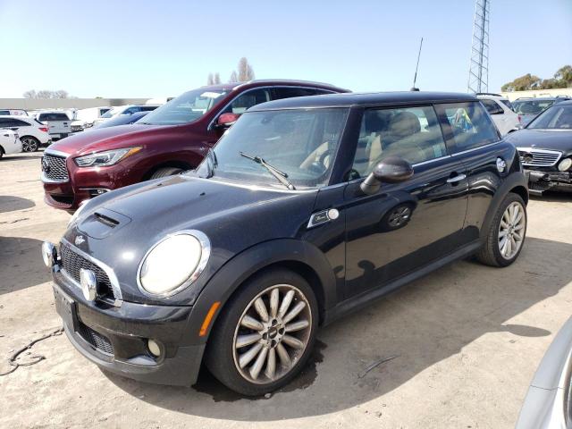 MINI COOPER S 2010 with VIN WMWMF7C53ATZ70504 - Photo from auction