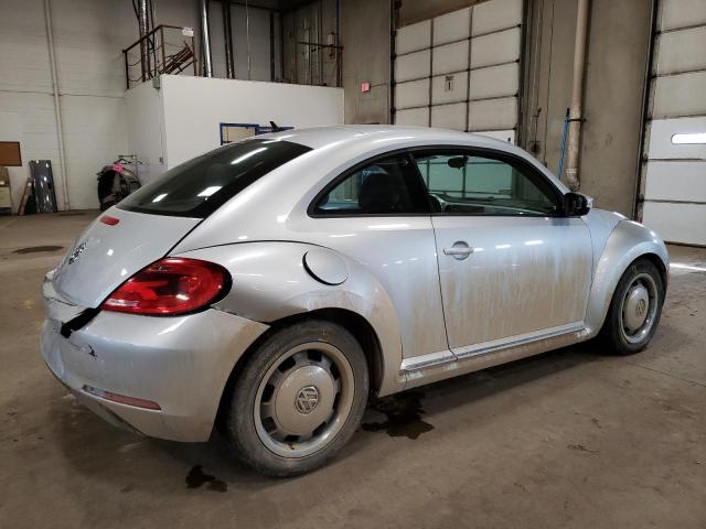 Photo 3 from auction – 2012 VOLKSWAGEN BEETLE with VIN 3VWJX7AT3CM636301