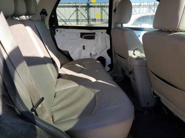 Photo 11 from auction – 2011 MERCURY MARINER PR with VIN 4M2CN9HG8BKJ07240