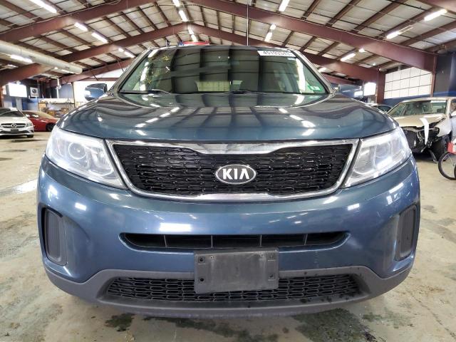 Photo 5 from auction – 2014 KIA SORENTO LX with VIN 5XYKT3A65EG494586